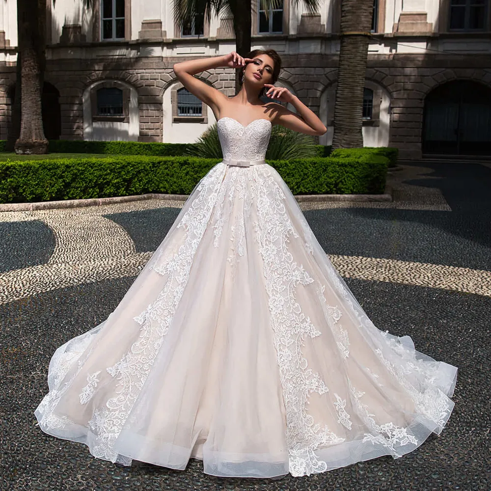 Ball gown wedding dresses