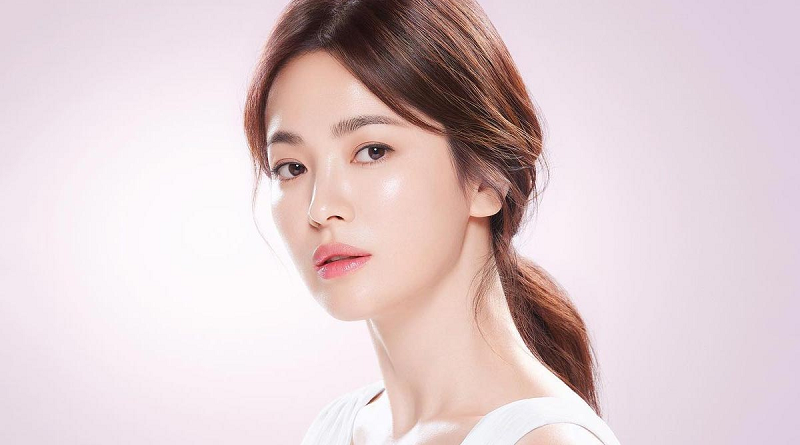 model-showing-Korean-Anti-aging-skincare-routine